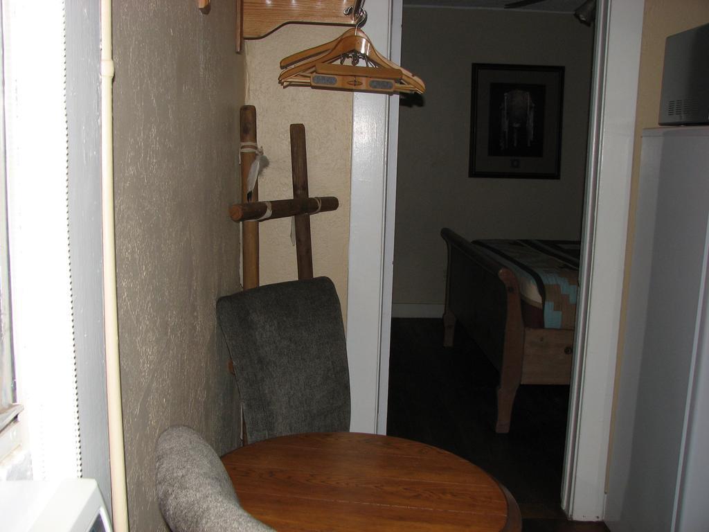 Cottonwood Hotel Habitación foto